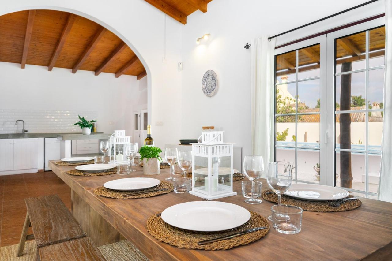 Whome | Family House *